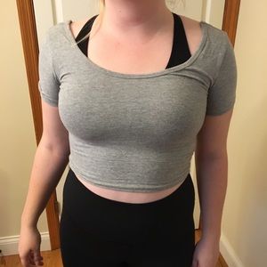Crop top